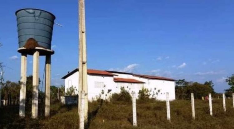 Obra foi construída em 2014, mas nunca funcionou