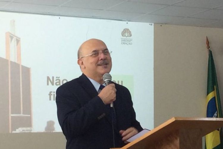 Com Informações: Estadão