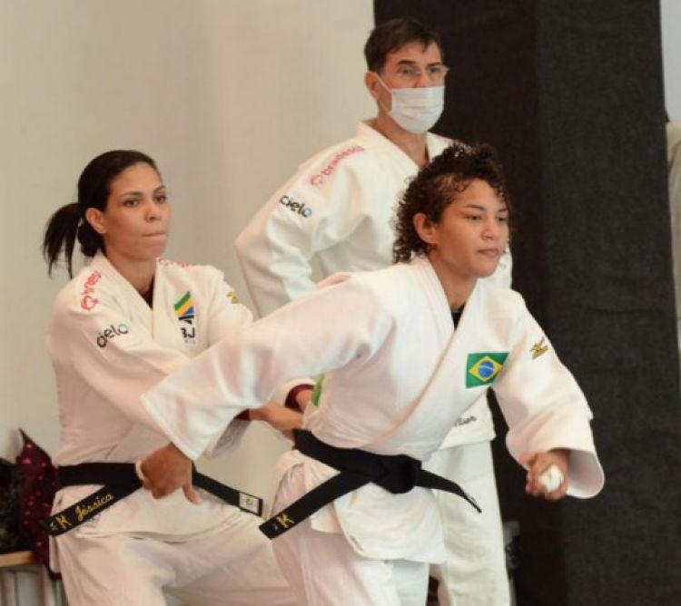 Com Informações: Cidade Verde 