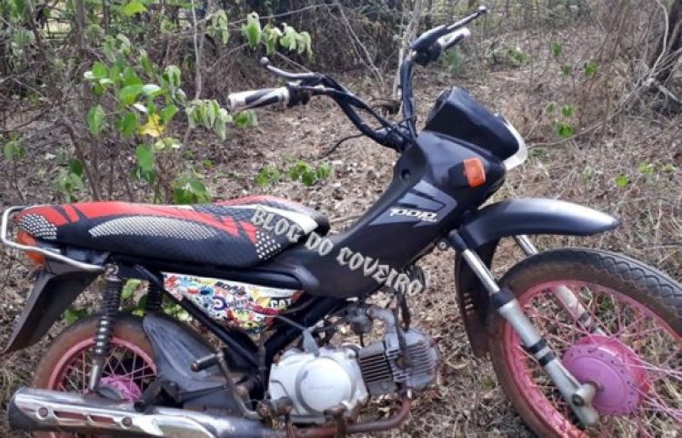 Com Informações: Blog do Coveiro