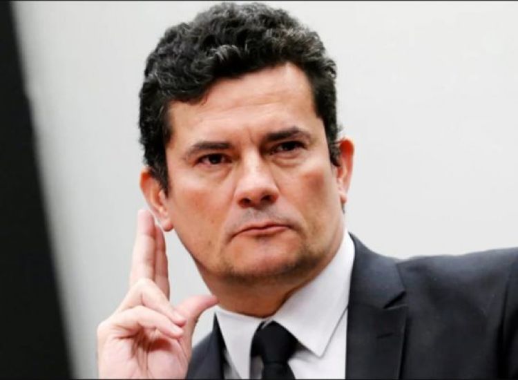 Com Informações: CNN