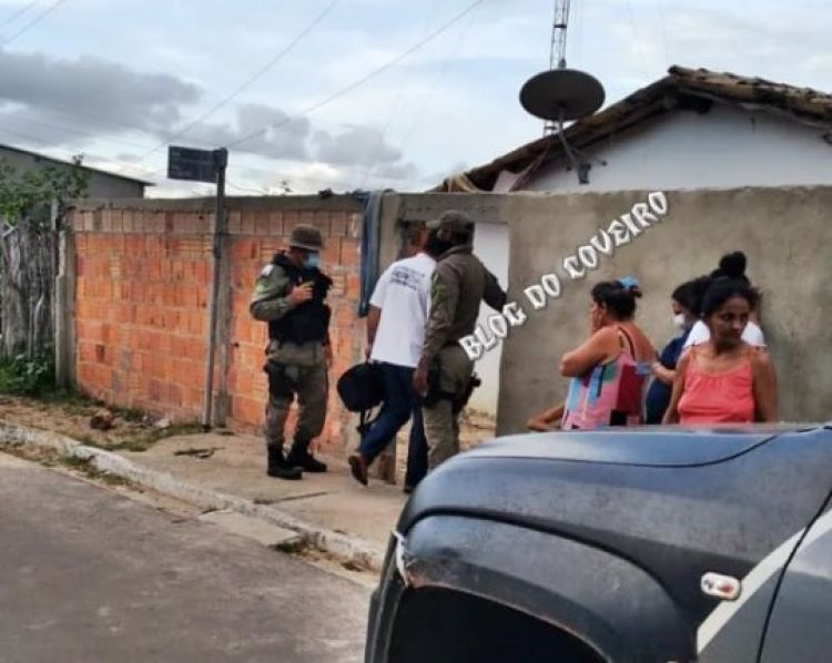 Com Informações: Blog do Coveiro