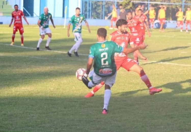 Com inofrmações: Futebol de interior