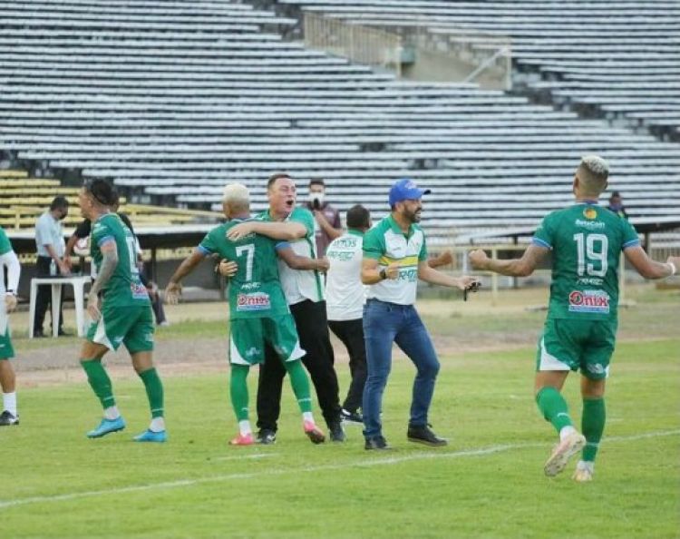 Com Informações: Cidade Verde