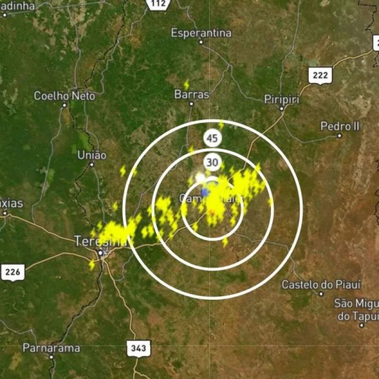 Fotos: WeatherBug/Diego Ribeiro Chaves 