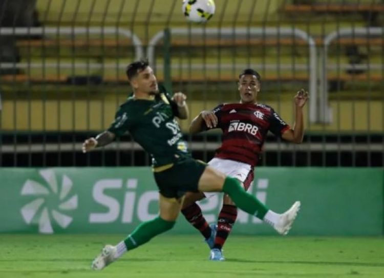No jogo em Volta Redonda, o Altos perdeu para o Flamengo por 2 a 0 e está fora da Copa do Brasil. (Foto: Instagram Altos)
