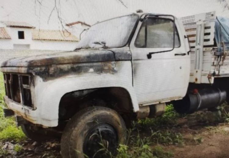 Ex-funcionário é indiciado por atear fogo no carro do ex-patrão em Picos — Foto: Divulgação/PC-PI