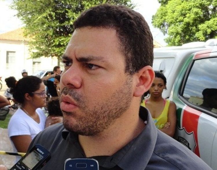 Gustavo Jung deixa delegacia deixa regional 