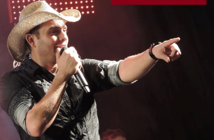 Mano Walter será a atração do dia 08 de agosto, no show de aniversário, mas desde do dia 05 já tem atrações musicais em campo Maior