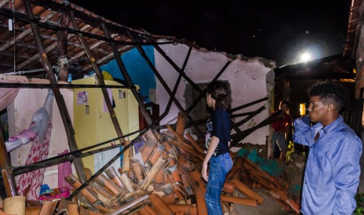 Com informações do blog do coveiro